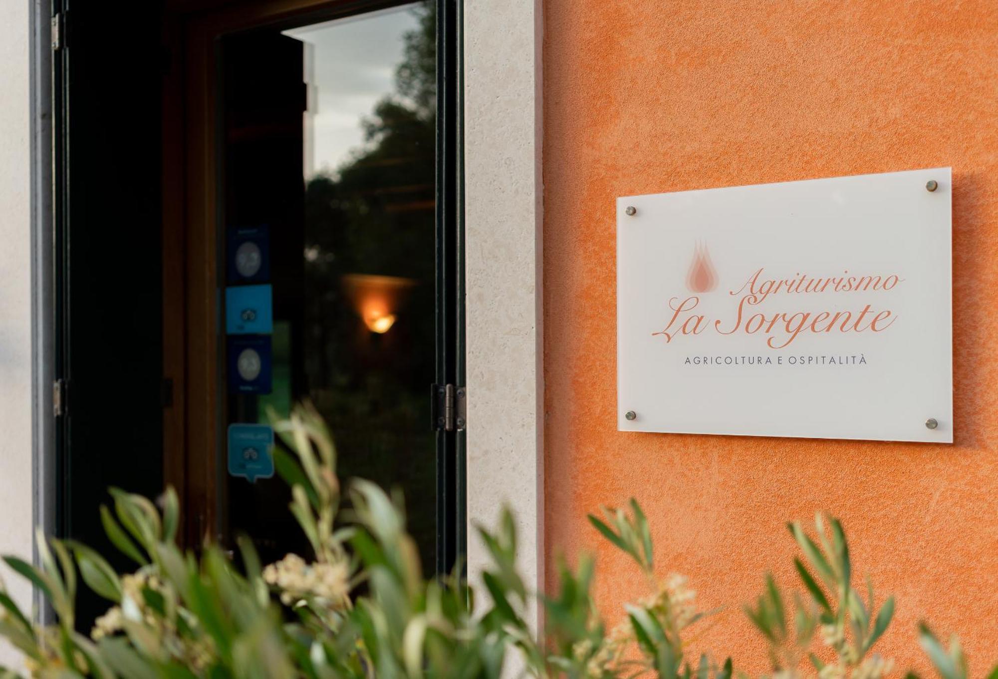 Agriturismo La Sorgente Camerano Εξωτερικό φωτογραφία